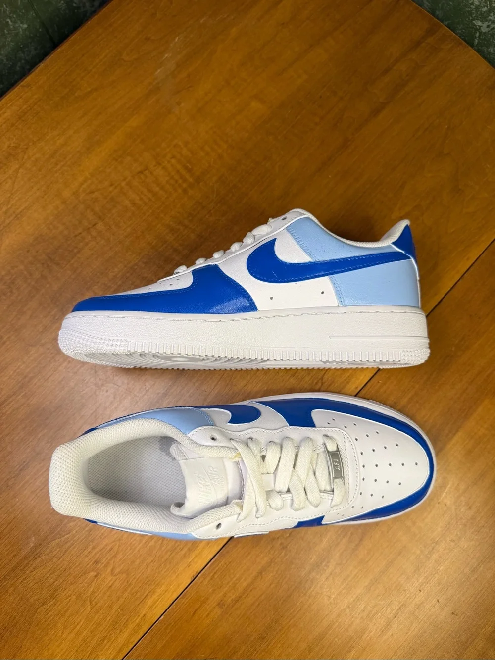 Nike Air Force 1 Size 7.5 DD8959-100